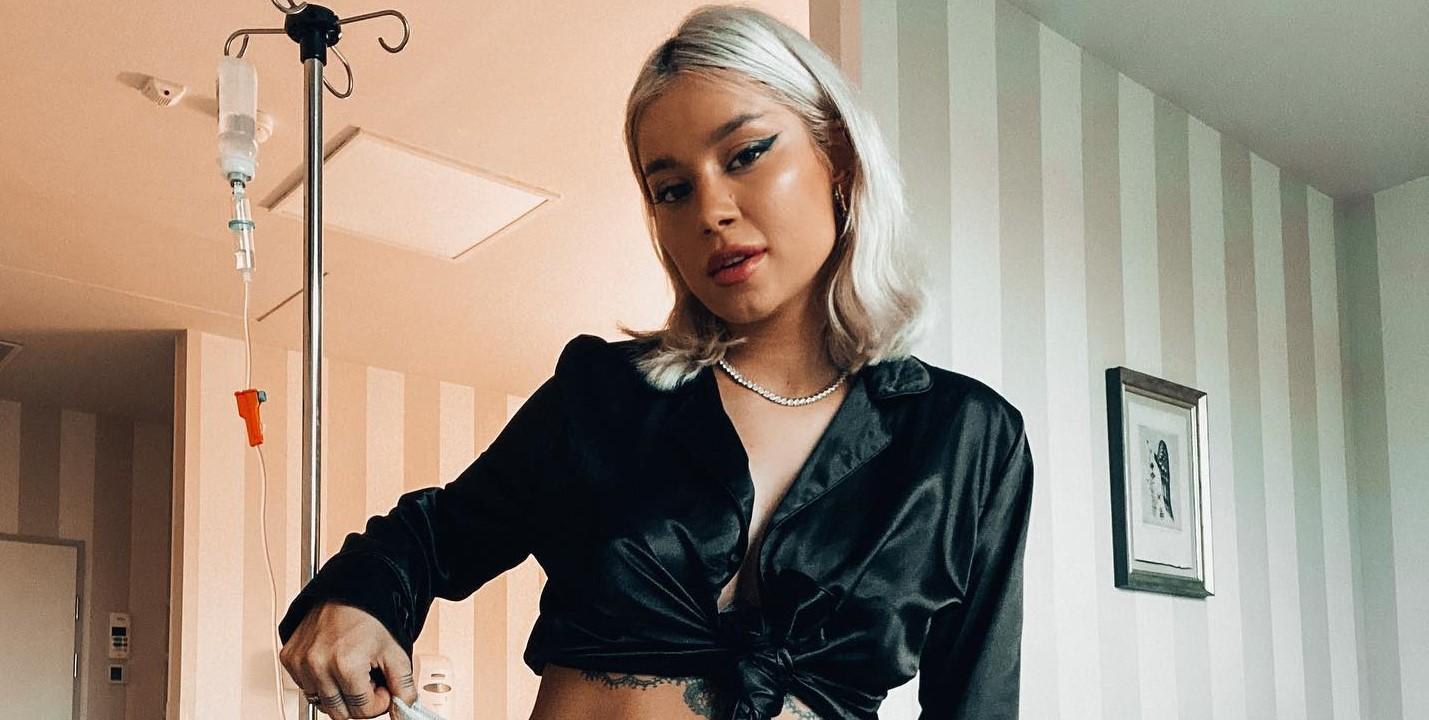 Alina Ceușan, cea mai &icirc;ndrăzneață poză! Și-a arătat corpul, imediat după naștere: &bdquo;Așa arăt acum&rdquo;