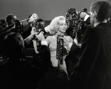 Ce nu știai despre misterioasa moarte a lui Marilyn Monroe. Legăturile cu mafia și CIA