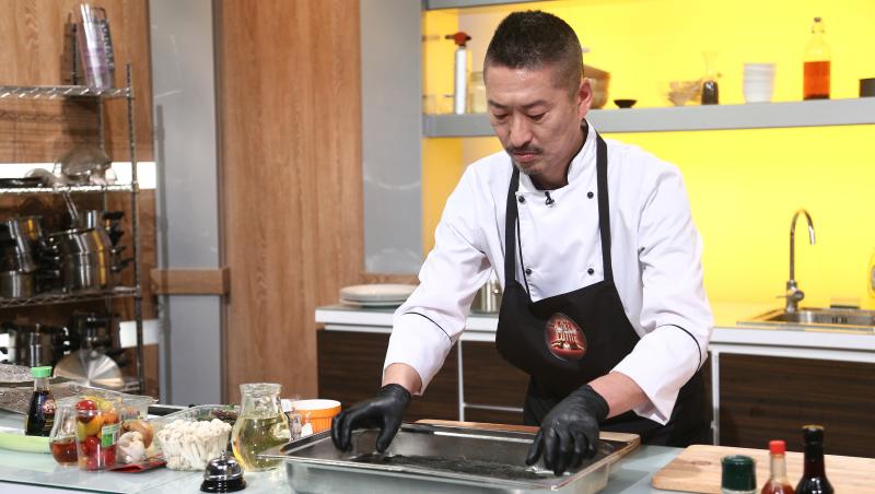 Shoji Toshihisa la emisiunea „Chefi la cuțite”