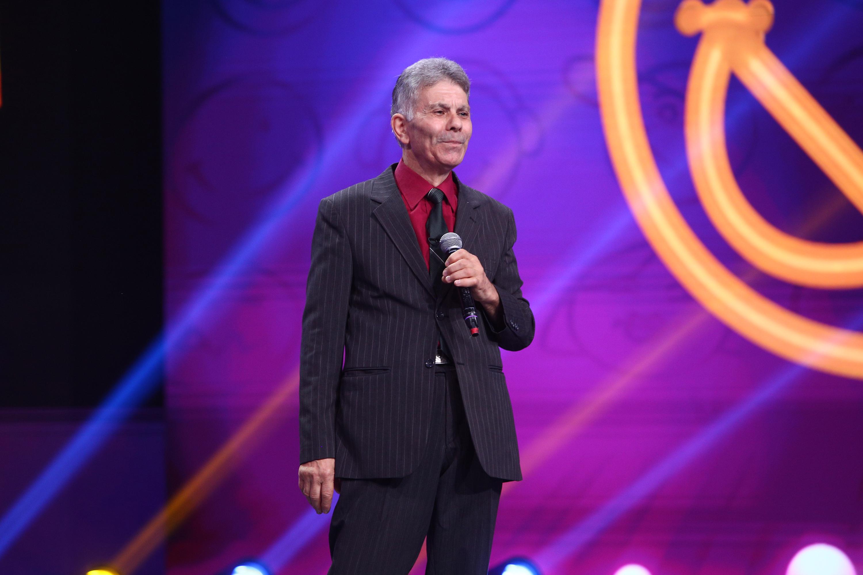 Două momente și același personaj la iUmor Sezonul 9: Dan Spătaru. Delia: "Putem să-l oprim ca la X Factor?"