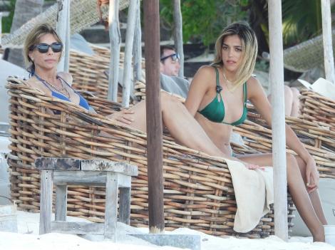 Soția și fiicele lui Sylvester Stallone au făcut spectacol pe plajele din Mexic. Cum au fost fotografiate