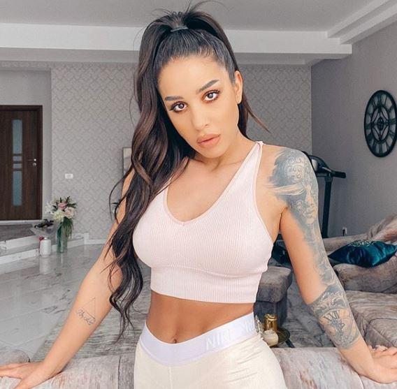 Ce iubită sexy are Speak! Care sunt cele mai tari fotografii &icirc;n costum de baie ale Ștefaniei de la Asia Express