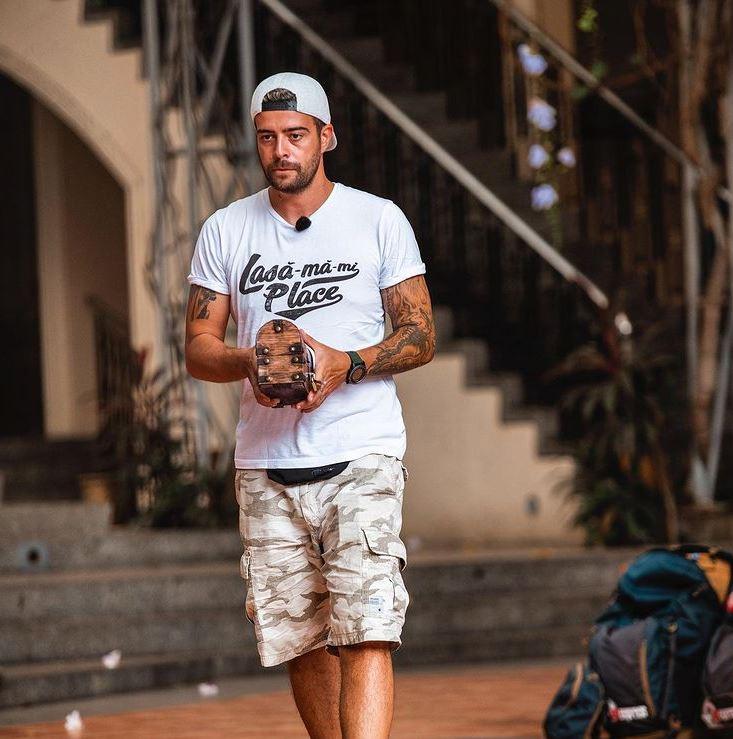 Speak a topit inimile tuturor cu o fotografie din copilărie! Cum arăta artistul c&acirc;nd era mic