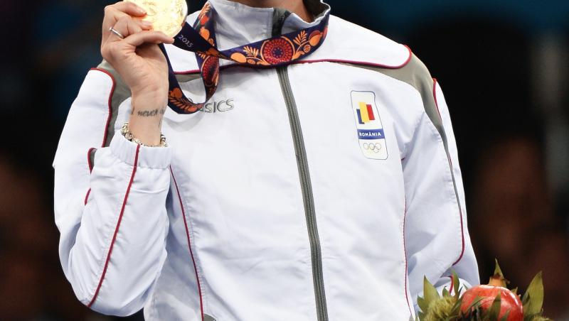 Ana Maria Brânză pe podium cu medalia de aur în mână