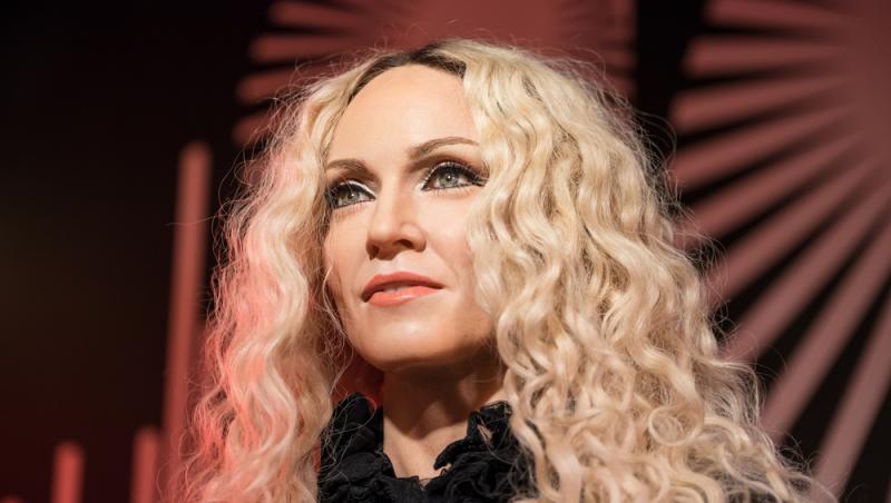 Madonna a fost surprinsă distrându-se din plin într-o vacanță superbă în Kenia, alături de iubitul său cu 36 de ani mai tânăr decât ea