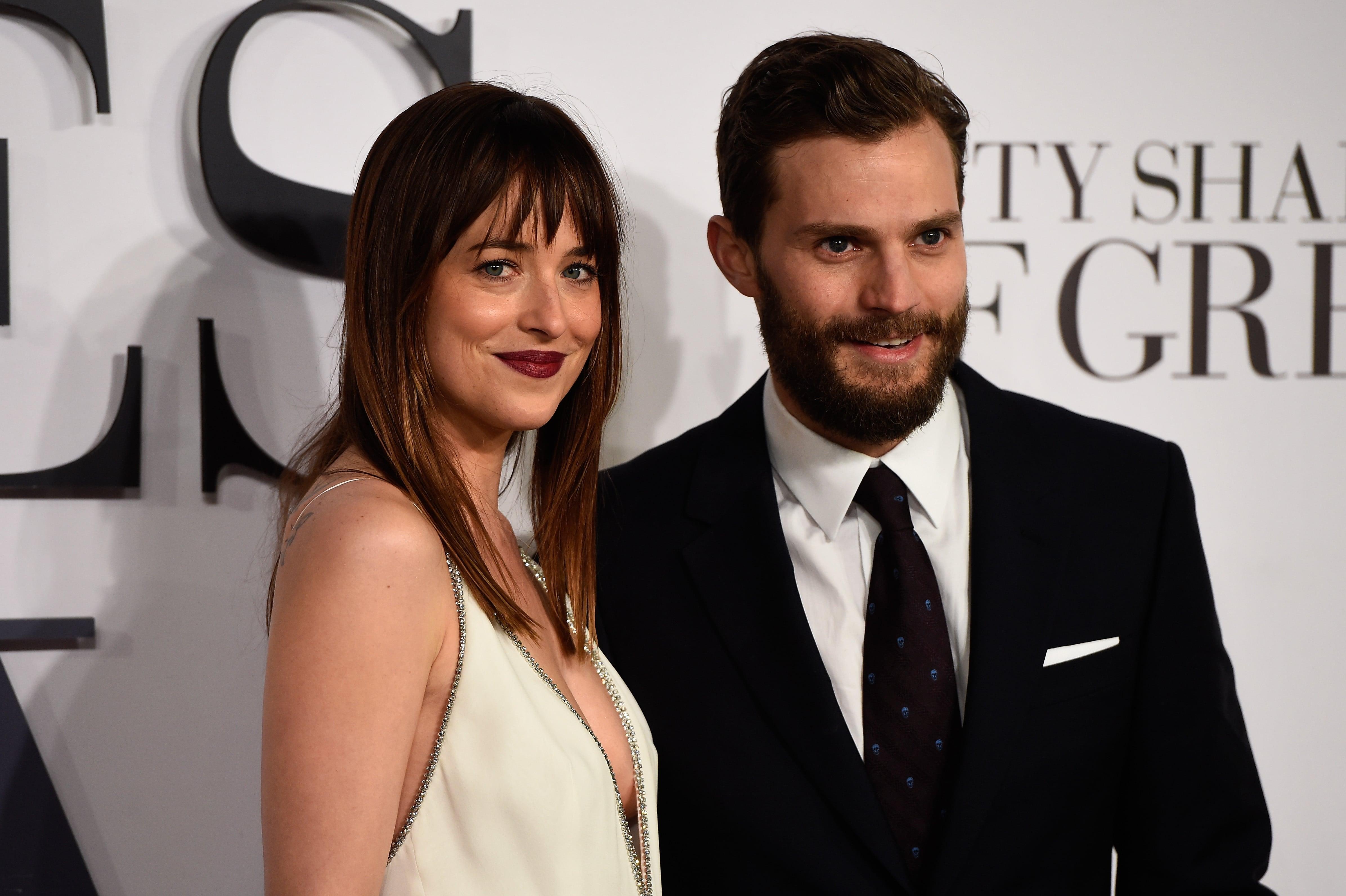 Dakota Johnson, Jamie Dornan, covorul rosu