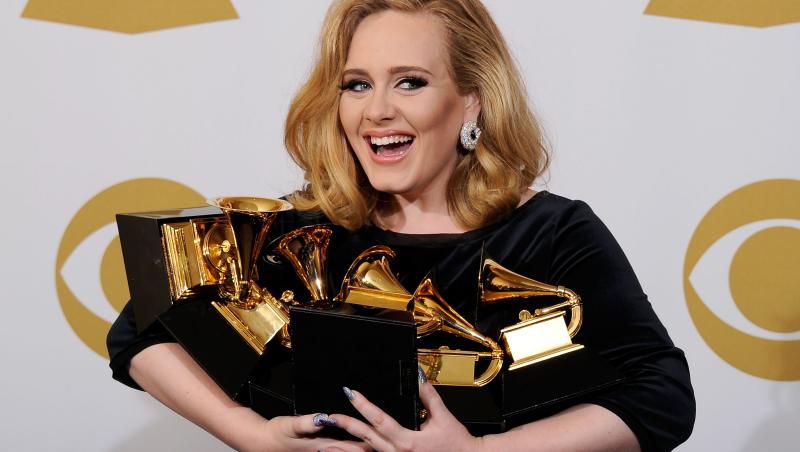 Adele trebuie să își împartă averea enormă cu fostul soț, Simon Konecki