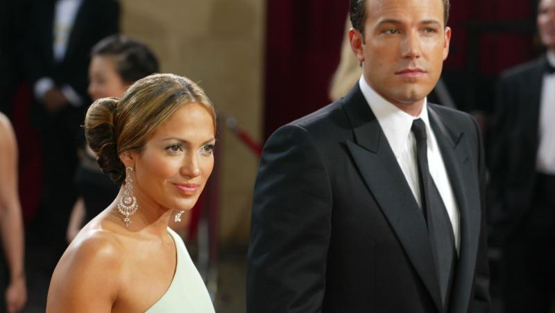 La începutul anilor 2000, Affleck a fost logodit cu Jennifer Lopez