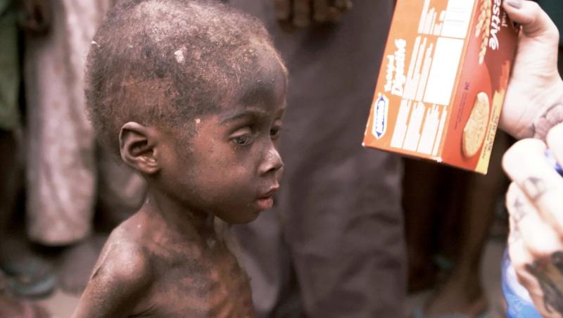 Anja Ringgren Loven se afla într-o misiune umanitară în Nigeria atunci când s-a întâlnit cu băiețelul abandonat pe străzi