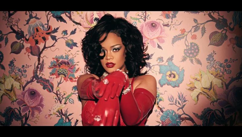 Rihanna, apariție de senzație în cel mai recent pictorial