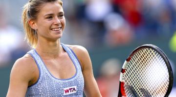 Sportiva Camila Giorgi, acuzată că arată ca o starletă. Imaginile ...