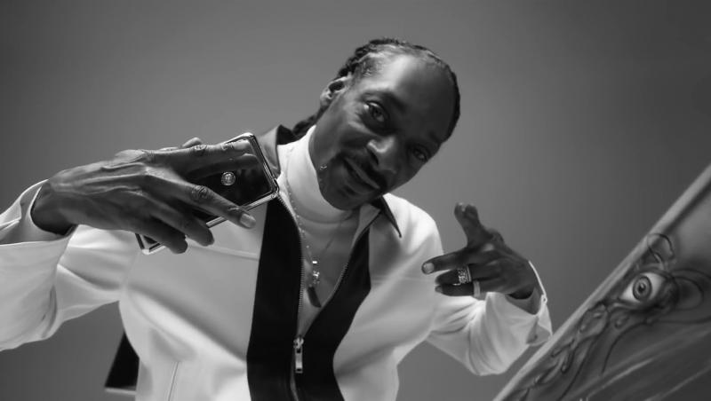 Snoop Dogg s-a filmat în timp ce asculta manele. Care a fost reacția fanilor