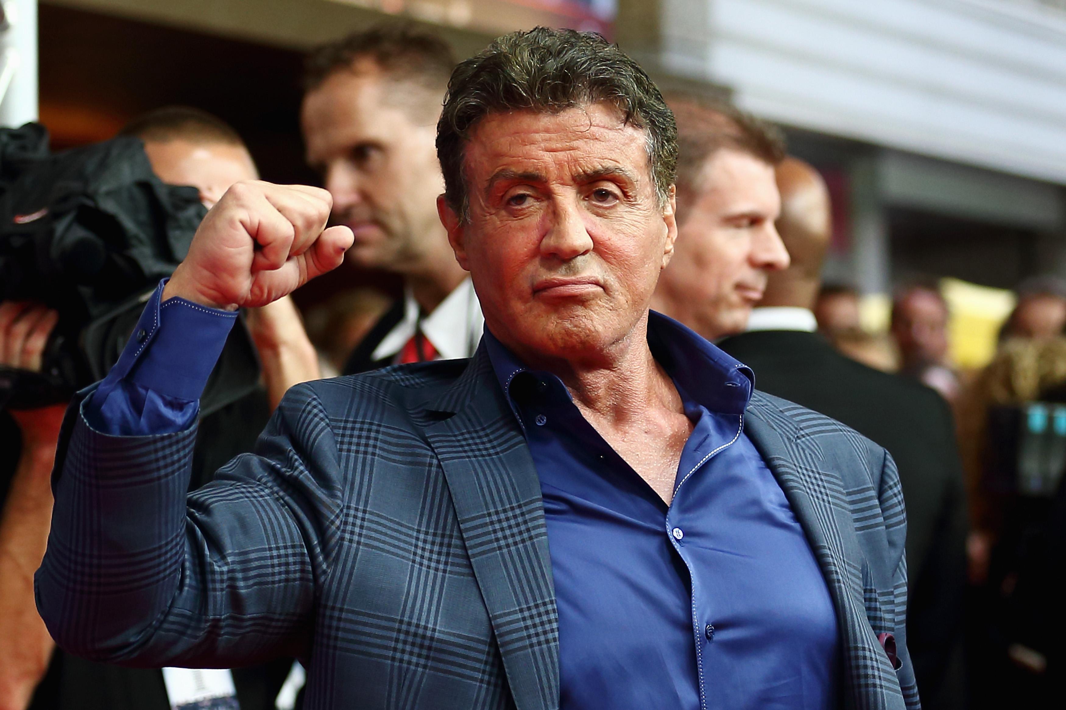 Viața dramatică a lui Sylvester Stallone. Ce a fost forțat să facă înainte să fie faimos și ce probleme a înfruntat în tinerețe