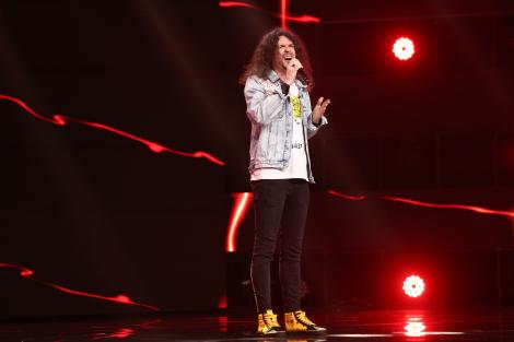 X Factor 2021, 15 octombrie. Mădălin Antonesei și-a pus amprenta asupra piesei "Higher Ground". "Ai cântat cu cusături"