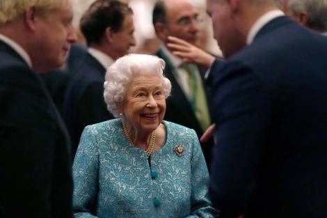 Regina Elisabeta a II-a și-a anulat o vizită oficială la recomandarea medicilor. Ce spun aceștia despre starea ei de sănătate