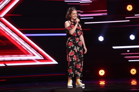 X Factor 2021, 22 octombrie. Anastasia Maria Solomie a reinterpretat piesa „Au înnebunit salcâmii” și i-a surprins total pe jurați