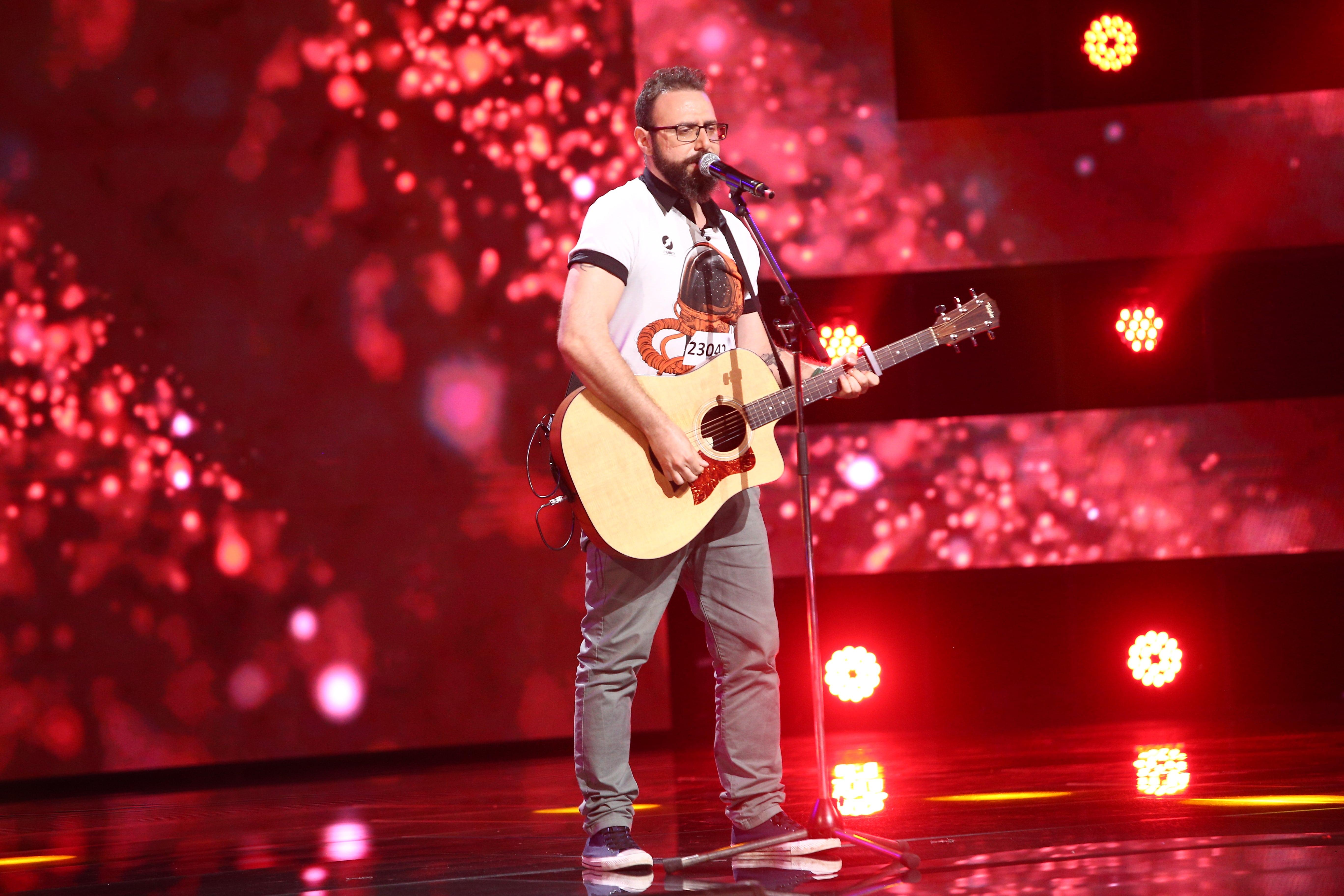 Elie Hadad a impresionat cu povestea sa de dragoste și cu interpretarea - „House Of The Rising Sun” la X Factor 2021