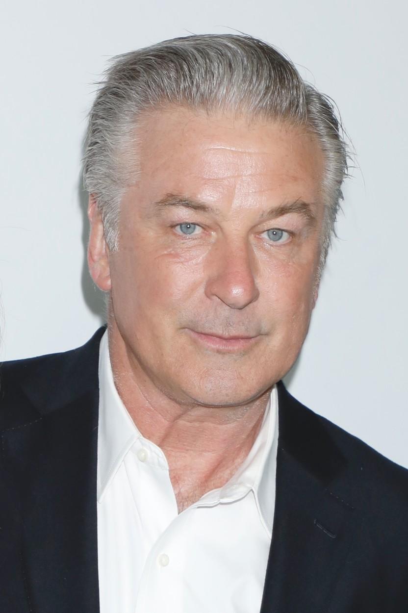 Soțul femeii pe care Alec Baldwin a ucis-o dintr-un accident pe platoruile de filmae, primele declarații