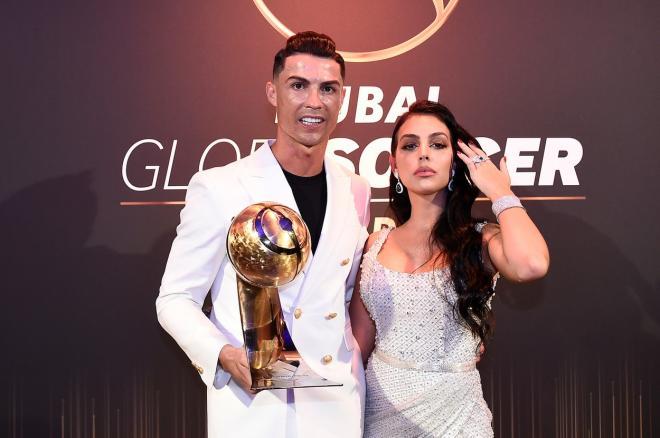 Cristiano Ronaldo va fi tată de gemeni. Fotbalistul și Georgina Rodriguez așteaptă pe lume doi copii. Cum au făcut anunțul