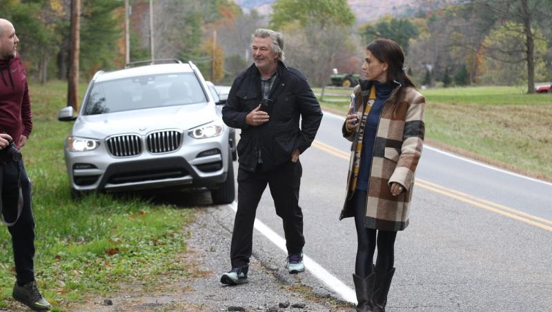 Alec Baldwin, prima confesiune publică despre moartea Halynei Hutchins: „Era prietena mea”. Actorul a împușcat-o accidental