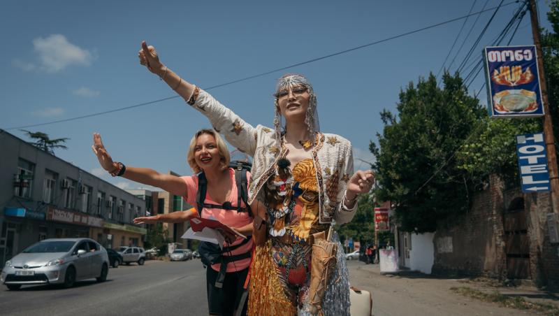 Asia Express, 31 octombrie 2021. Cum a reacționat Iulia Albu la prima cazare de pe Drumul Împăraților. În ce loc au ajuns echipele