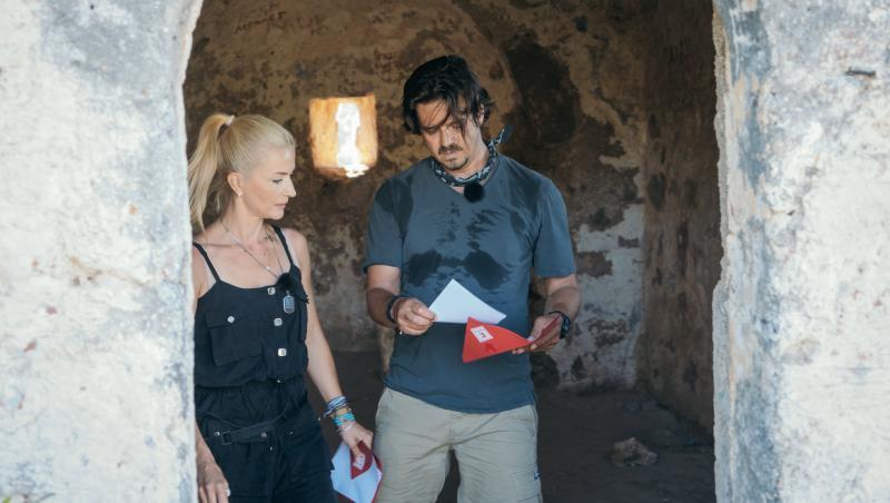 Asia Express, 4 octombrie 2021. Concurenții au pornit pe urmele lui Moș Nicolae. Ce surprize au fost puși să le facă copiilor