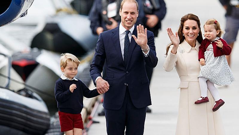 Ducele și Ducesa de Cambridge călătoresc des cu avionul. De cele mai multe ori ei preferă să zboare cu compania aeriană British Airways, la clasa întâi dar și la cea economică