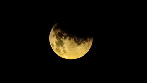 Cea mai lungă eclipsă de Lună a secolului are loc pe 19 noiembrie 2021. Care sunt efectele ei asupra zodiilor