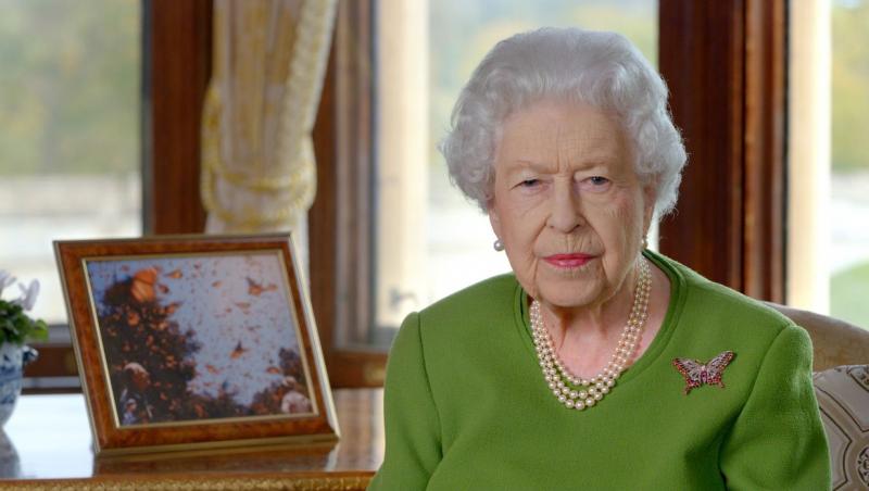 Regina Elisabeta a II-a a absentat de la întâlnirea cu Sinodul General. Este pentru prima dată în ultimii 51 de ani când Suverana, care este şi Guvernator Suprem al Bisericii Angliei, nu participă la întrunirea cu Sinodul General, reprezentatul Bisericii Angliei