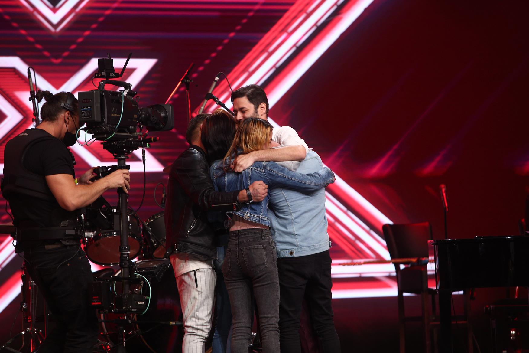 Stefan J. Doyle, alături de frații lui, pe scena X Factor 2021