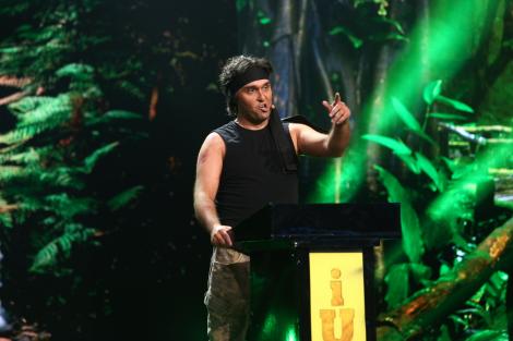 iUmor, 20 noiembrie 2021. Rambo, interpretat de Alexandru Arnăutu Vraciu,  i-a luat „la roast” pe jurați