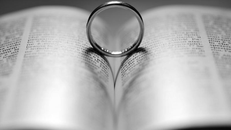 O americancă a creat furie pe internet prin postarea unor reguli extrem de controversate pentru o “căsnicie creștină fericită”