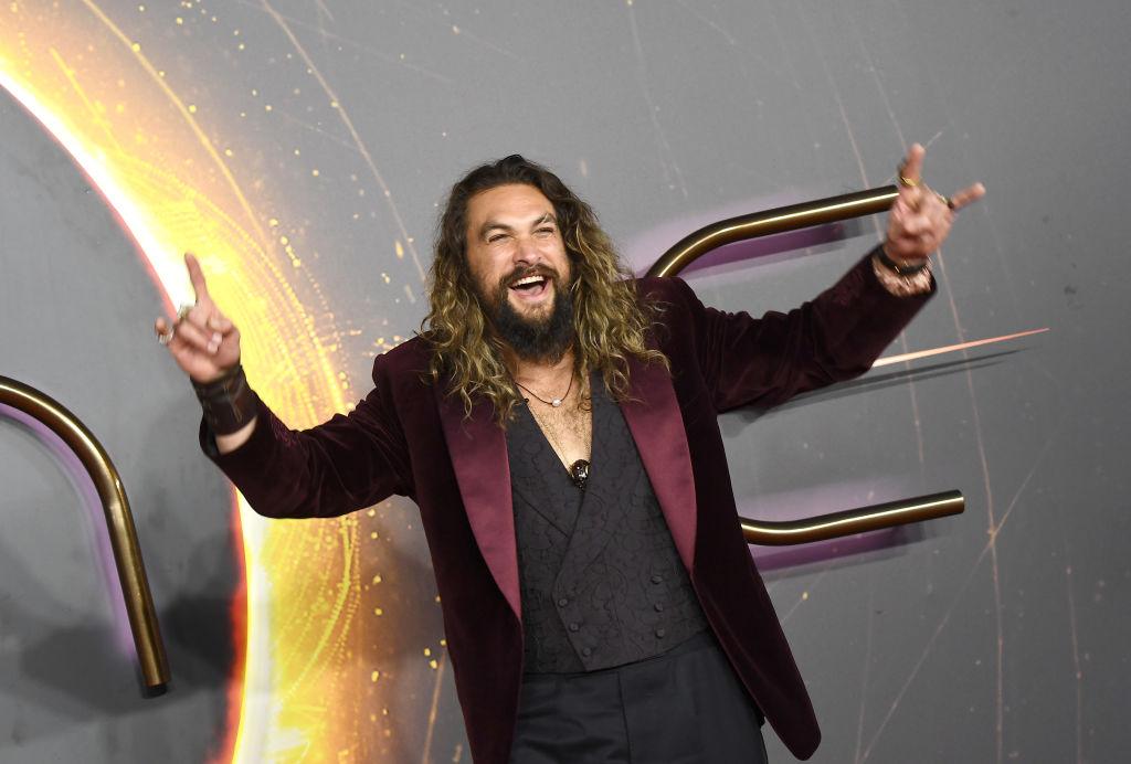 Jason Momoa, actorul care a jucat în Aquaman și Game of Thrones, a fost infectat cu noul coronavirus. Acesta a făcut primele declarații