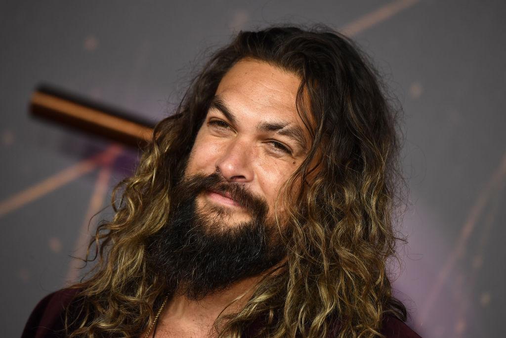 Jason Momoa, actorul care a jucat în Aquaman și Game of Thrones, a fost infectat cu noul coronavirus. Acesta a făcut primele declarații