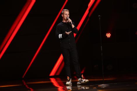 X Factor 2021, 5 noiembrie. Mihai Turbatu a luat cu asalt scena, cu piesa Superstition. „Trebuie să te descătușezi”