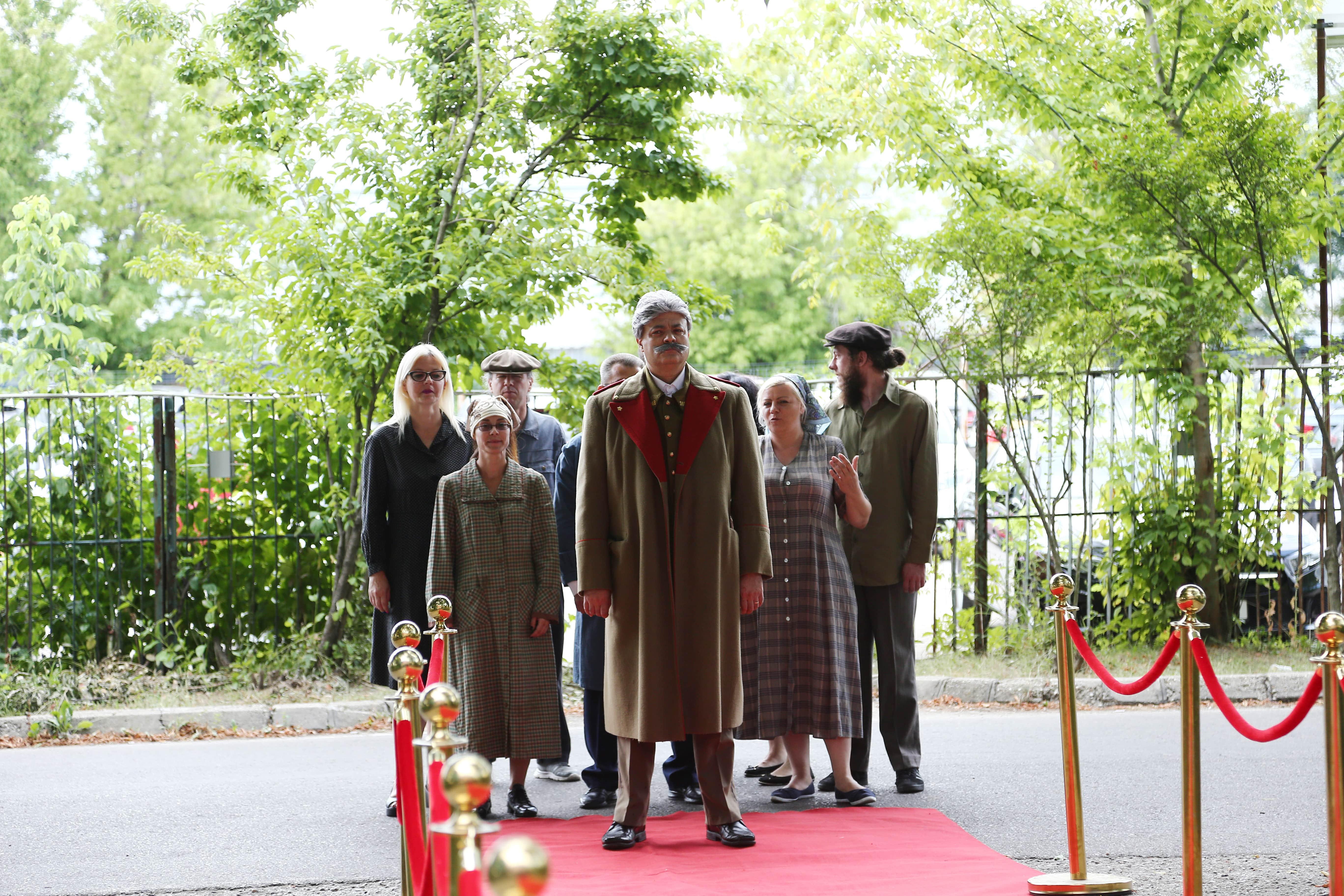 Stalin, interpretat de Marcel Cobzariu, glume despre politicienii și vedetele din România la iUmor, 6 noiembrie 2021