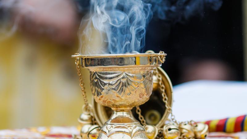 Pe 9 noiembrie 2021, Biserica Ortodoxă îl prăznuiește pe Sfântul Ierarh Nectarie de la Eghina, „vindecătorul de cancer”. Ce tradiții sunt în această sfântă zi și ce rugăciune puternică poți spune, dacă te afli în nevoie.