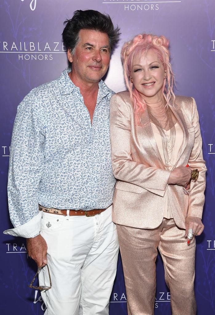 david thornton si cyndi lauper zambesc la un eveniment monden