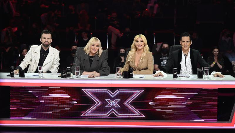 Finala X Factor 2021. Ștefan Bănică, recitalul care i-a ridicat pe toți în picioare. Juratul a făcut show total pe scenă