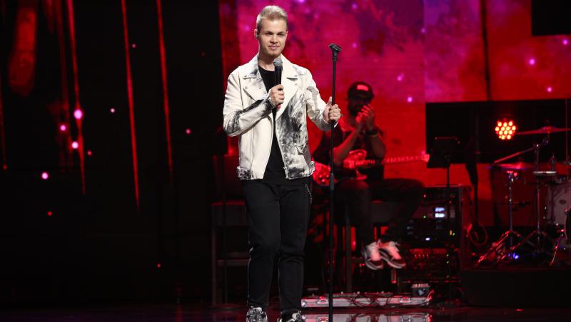 X Factor 2021, 3 decembrie. Mihai Turbatu, interpretare magistrală a piesei „A Song For You”: „Cea mai bună voce”