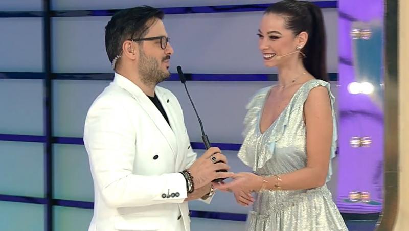 Iuliana Luciu a făcut senzație cu rochia aleasă, în ediția 64 a show-ului Prețul cel bun de la Antena 1