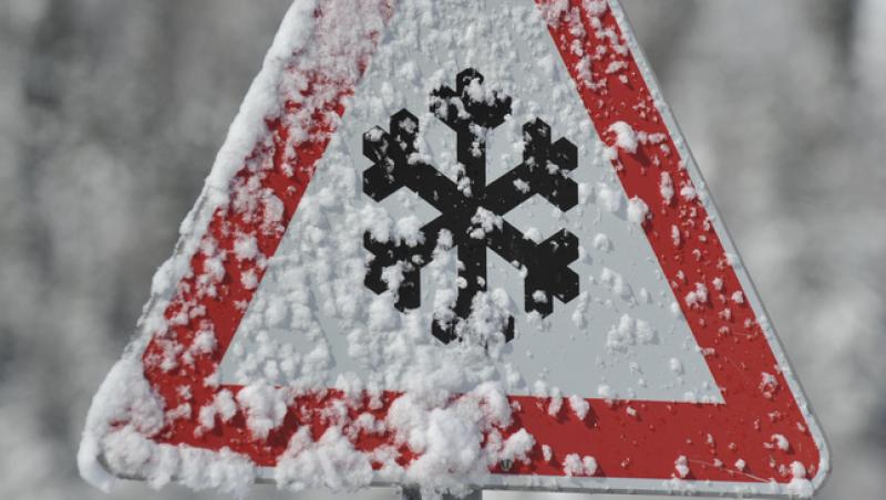 Alertă ANM! Cod galben de ninsori și polei în mare parte din țară. Ce zone sunt vizate de avertizarea meteorologilor