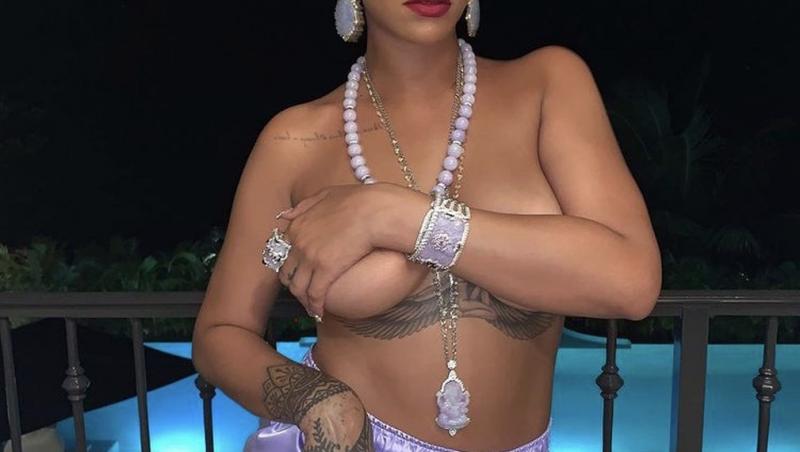 Rihanna fără machiaj