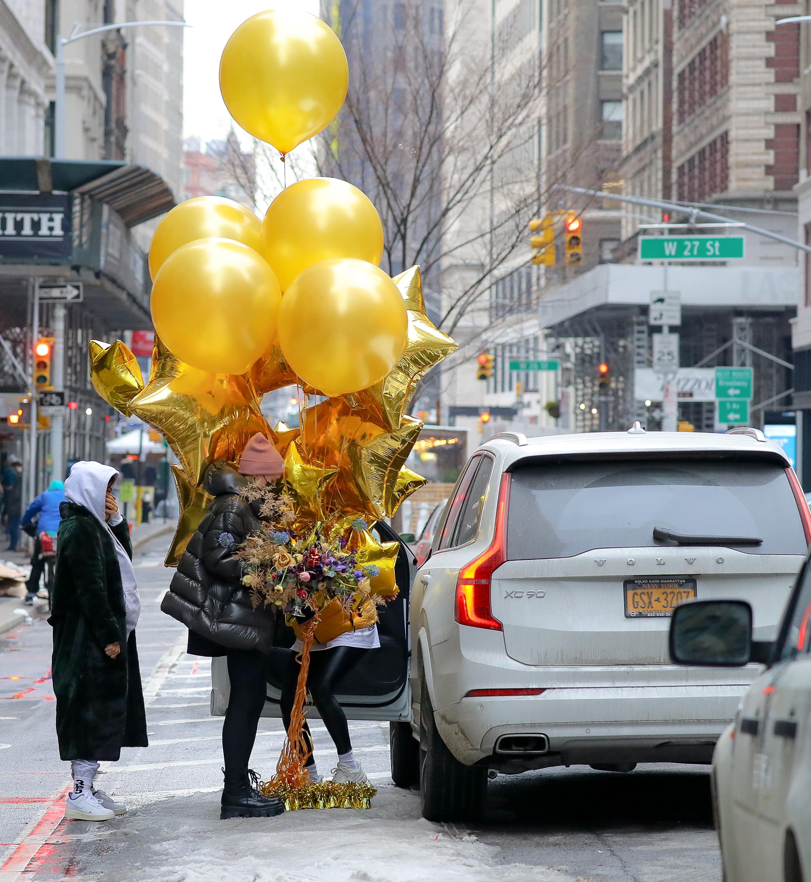 baloane aurii, strada new york