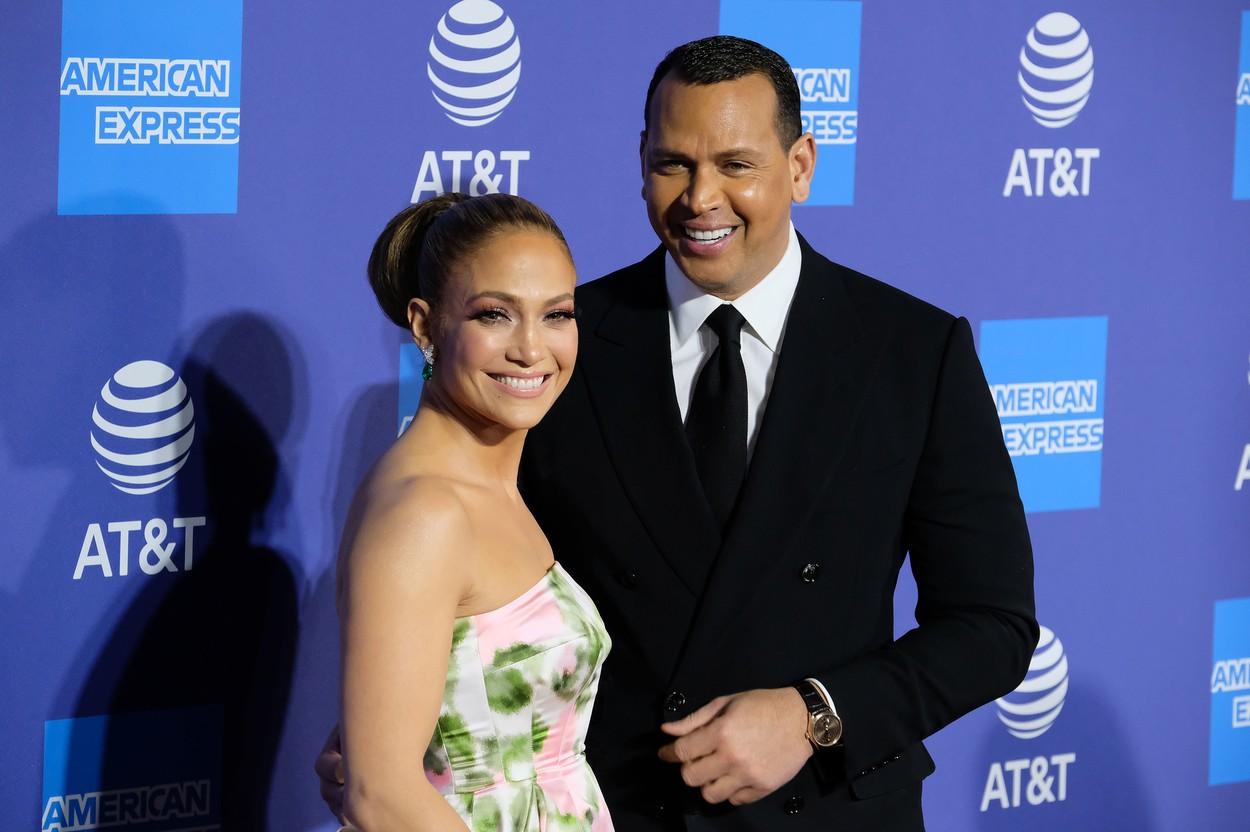 j.lo si alex rodriguez tinute elegante la o premiera