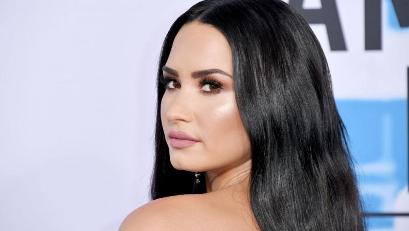 Demi Lovato a povestit că a suferit trei accidente vasculare cerebrale și unul cardiac