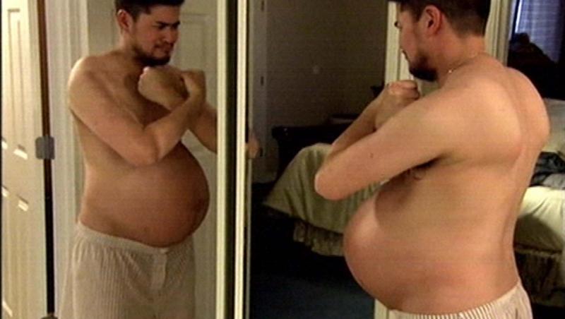 Thomas Beatie este primul bărbat însărcinat