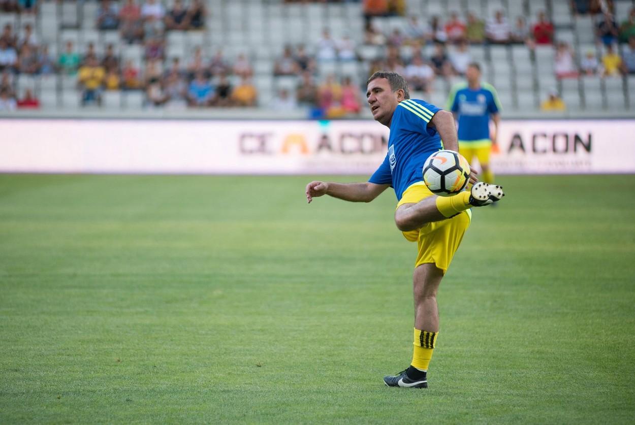 Gheorghe Hagi, pe terenul de fotbal, în 2018