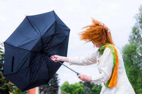 Vremea în România. ANM a anunțat cod galben de verme rea, polei și vânt puternic în mai multe zone ale ţării