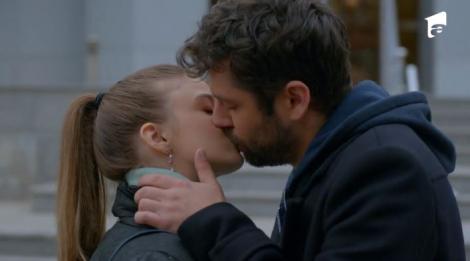 Serial Adela, episodul 17 si episodul 18, din 11 martie 2021. Adela și Mihai se sărută pentru prima dată